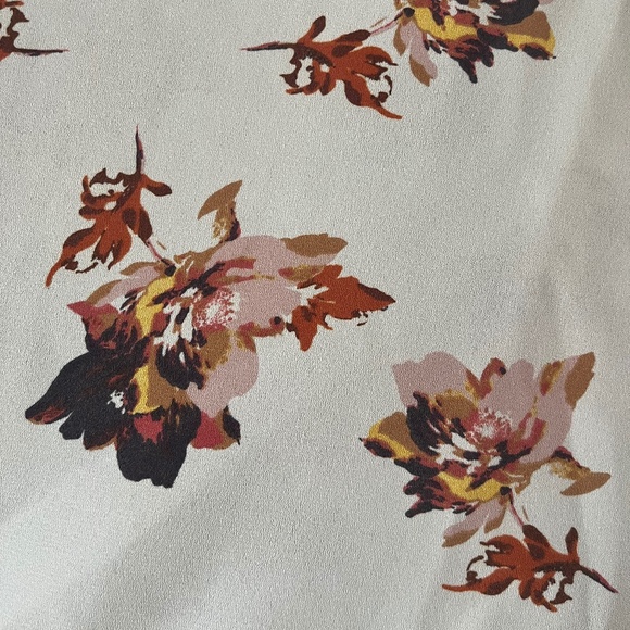 Maurices Cream Floral Blouse - Picture 12 of 14